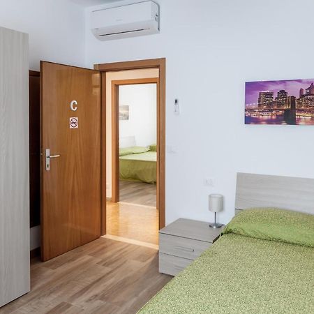 Appartamento Le Barche Местре Экстерьер фото